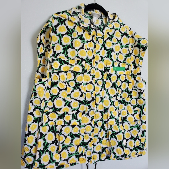 Women's Nylon Packable Yellow Poppy Short Sleeve Hooded Vest DVF - Picture 6 of 9